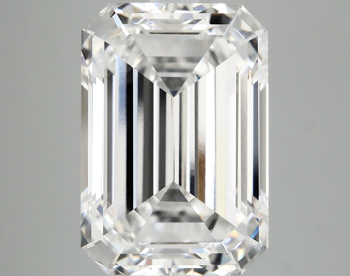 8.19 CT Emerald Diamond