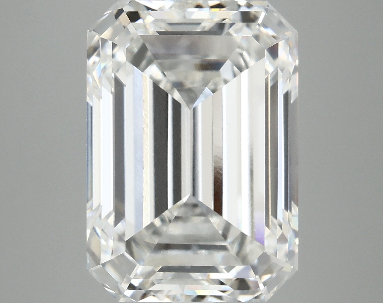 10.34 CT Emerald Diamond