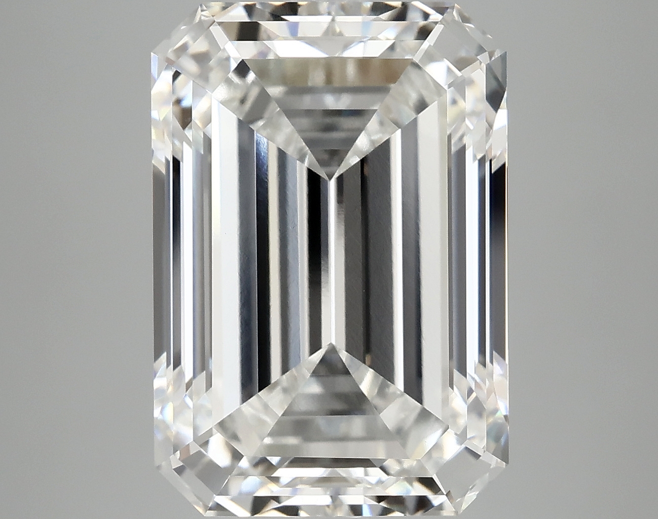 10.51 CT Emerald Diamond