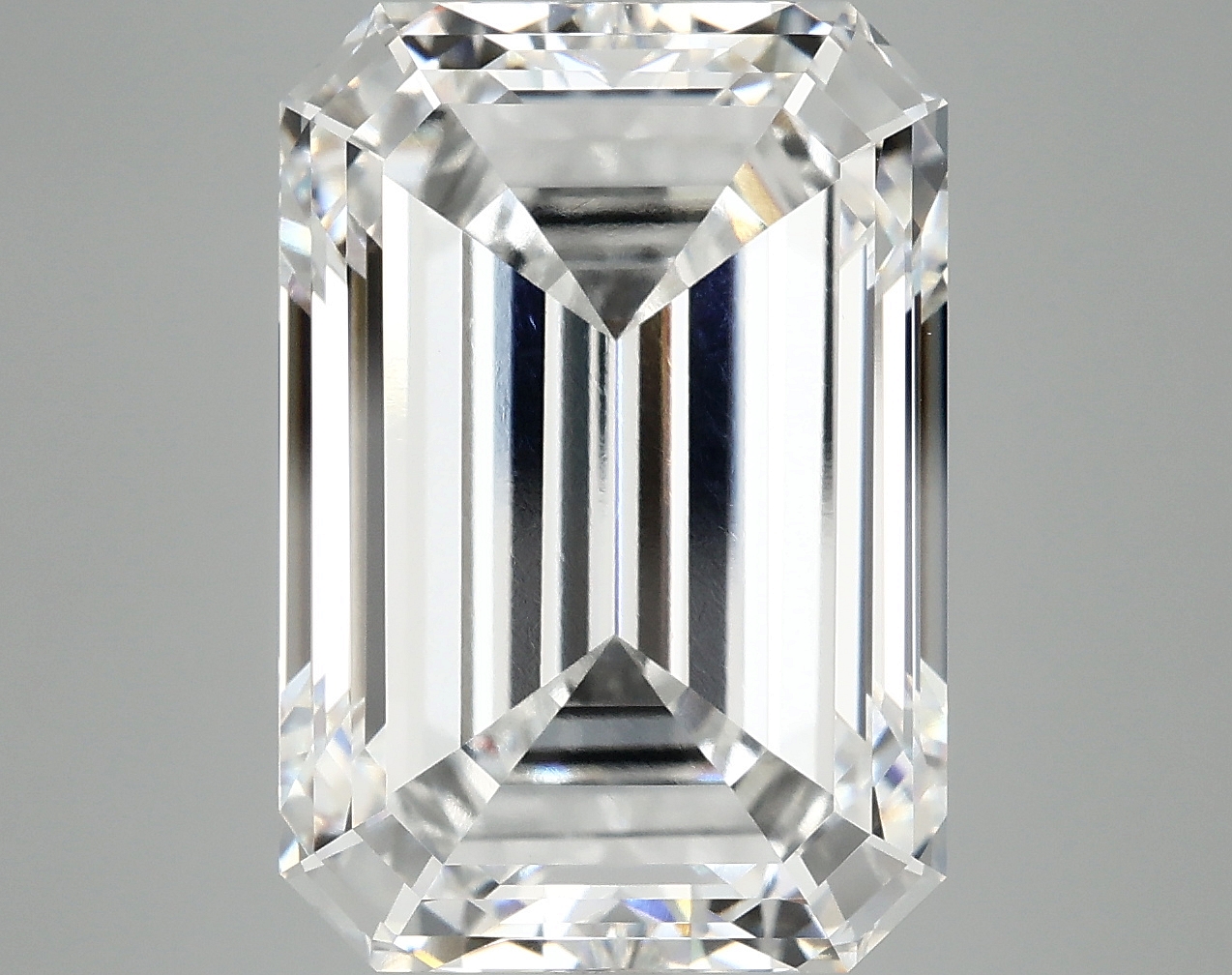 10.37 CT Emerald Diamond