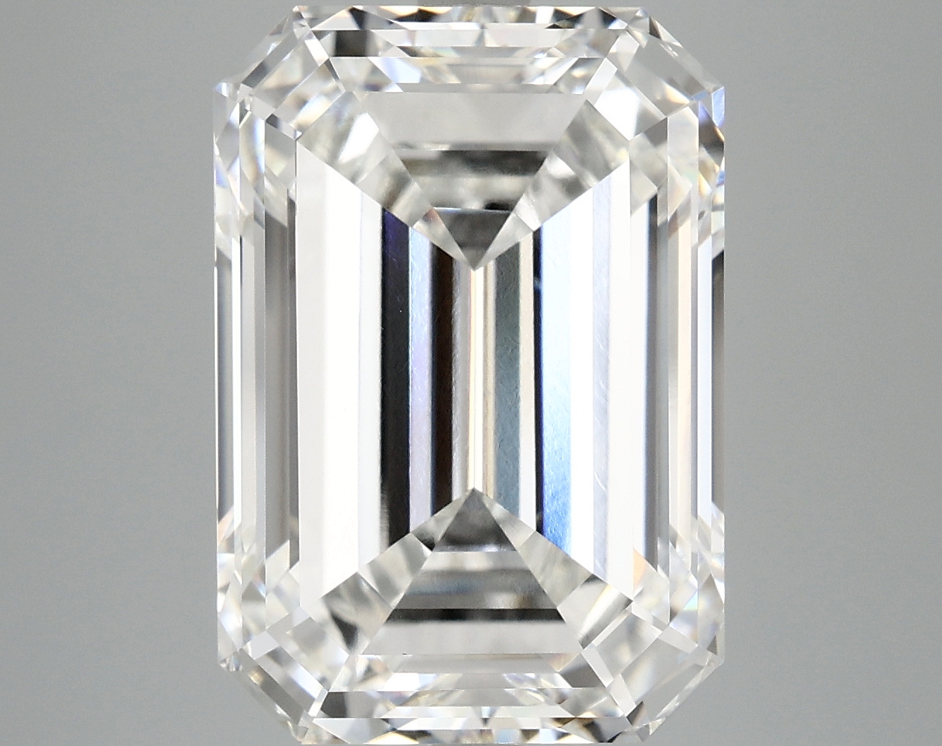 10.26 CT Emerald Diamond