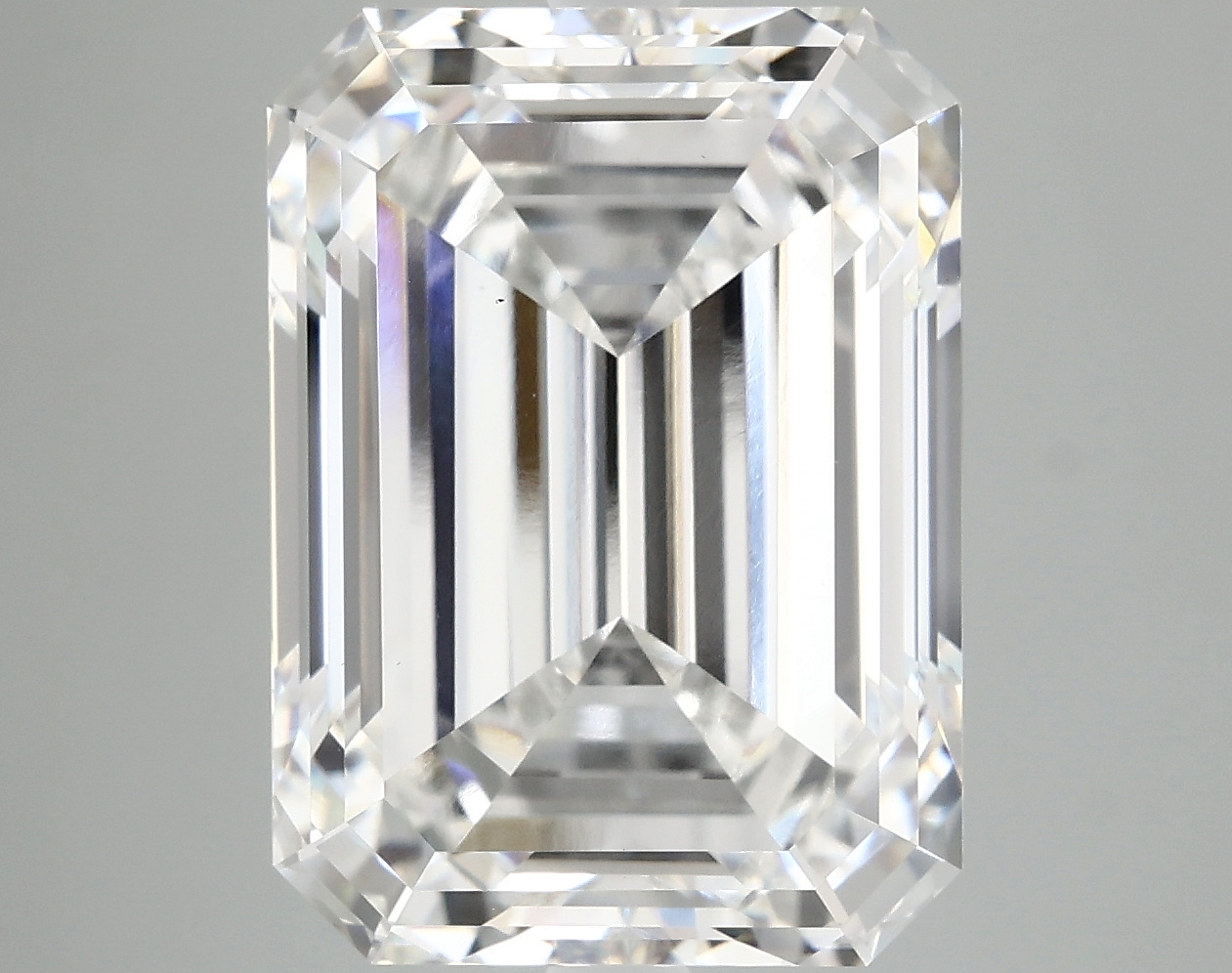 10.51 CT Emerald Diamond