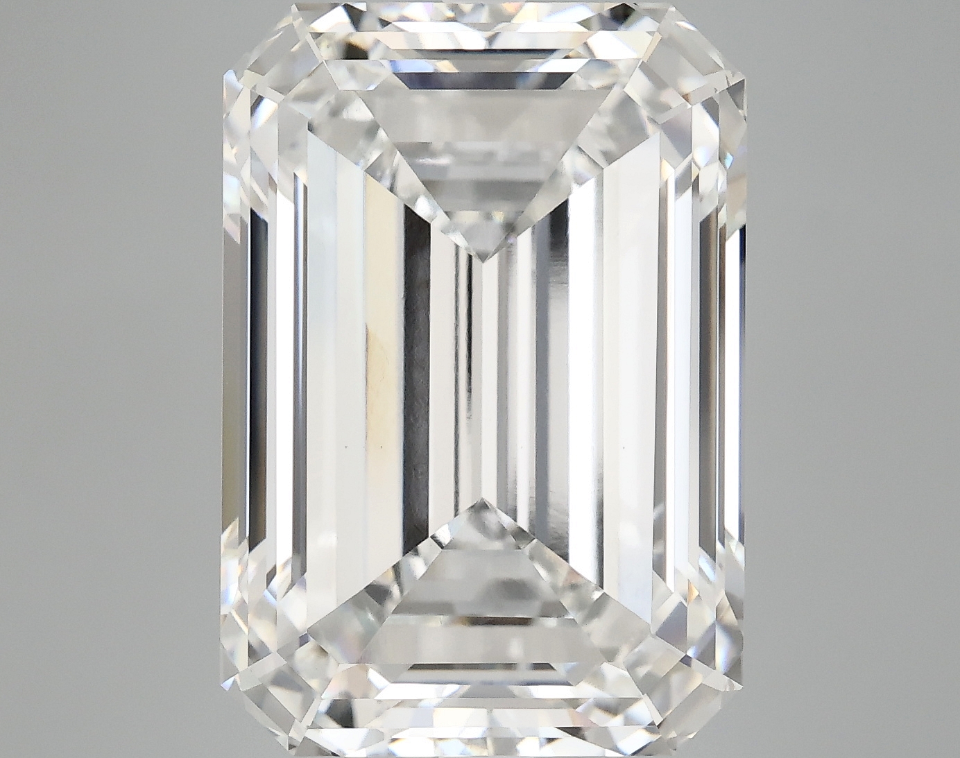 12.58 CT Emerald Diamond