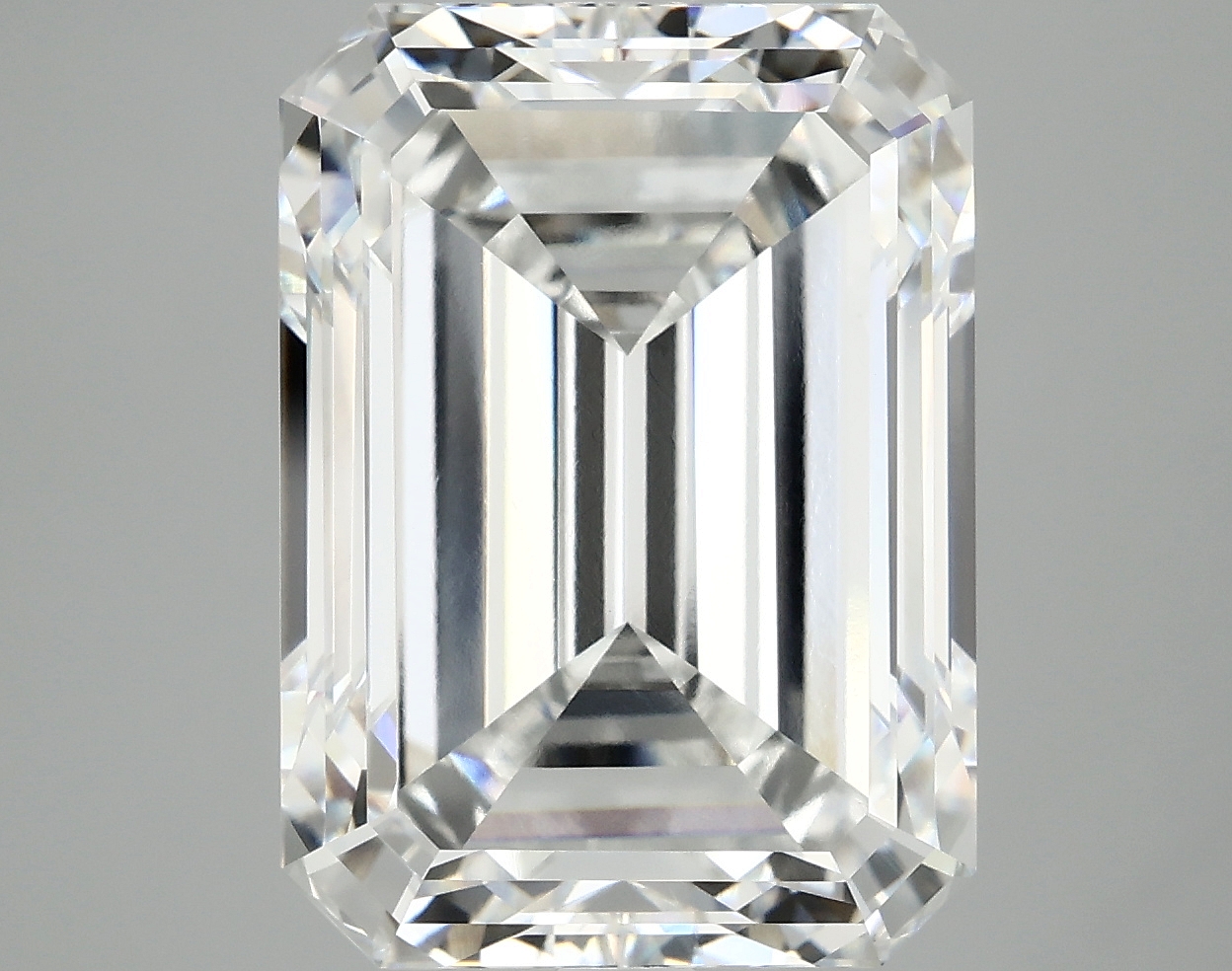 10.53 CT Emerald Diamond