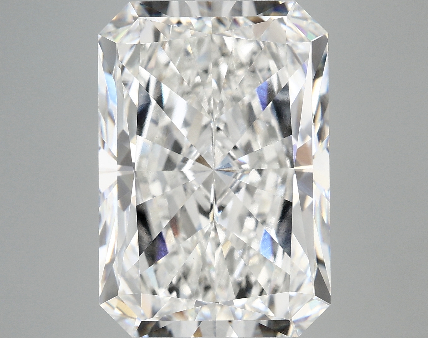 11.43 CT Radiant Diamond