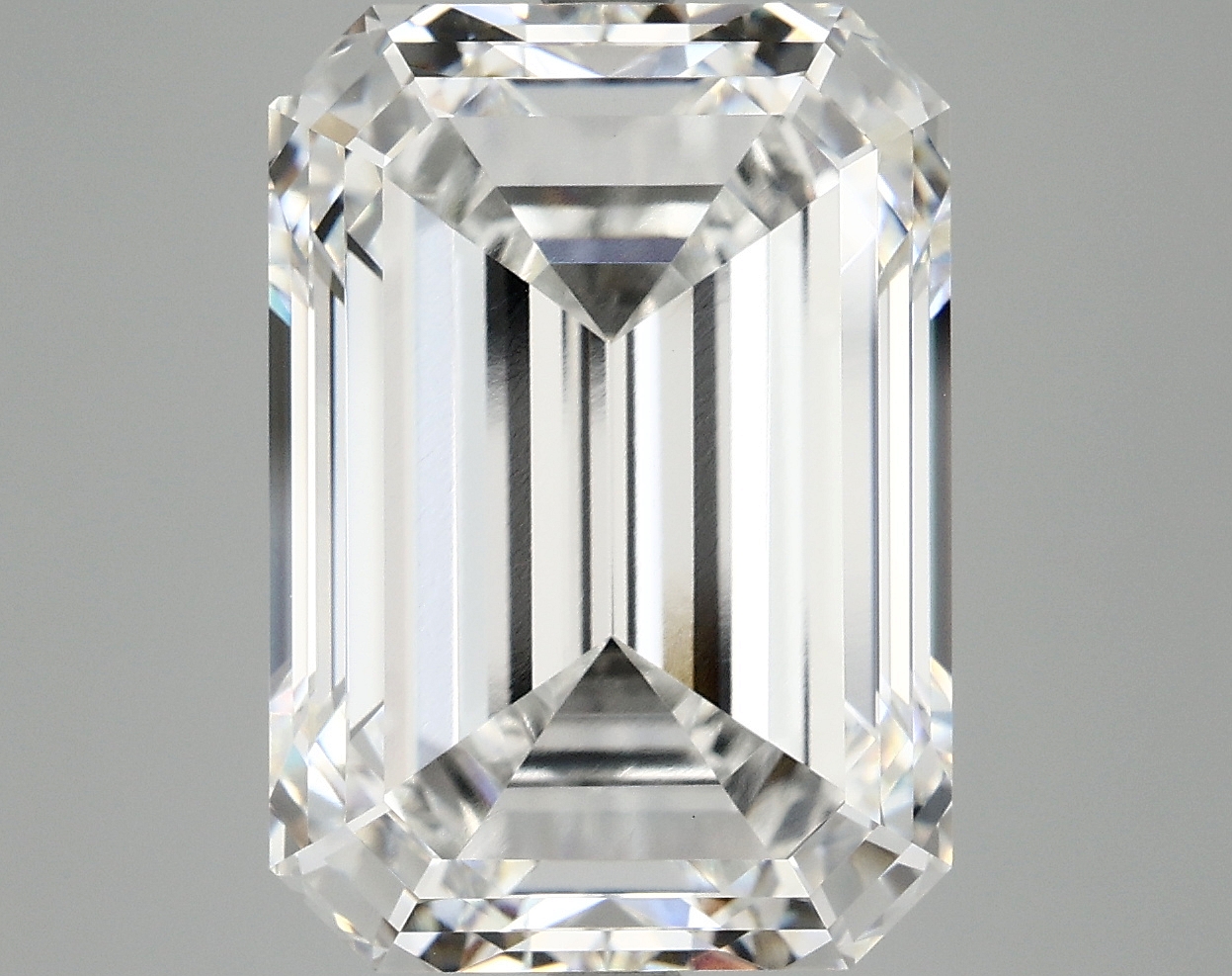 10.49 CT Emerald Diamond