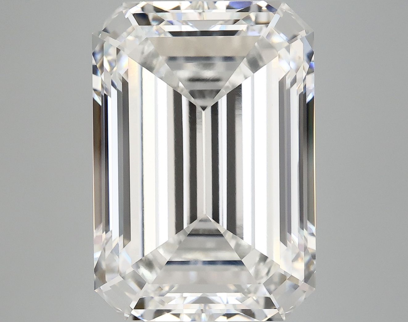 10.22 CT Emerald Diamond