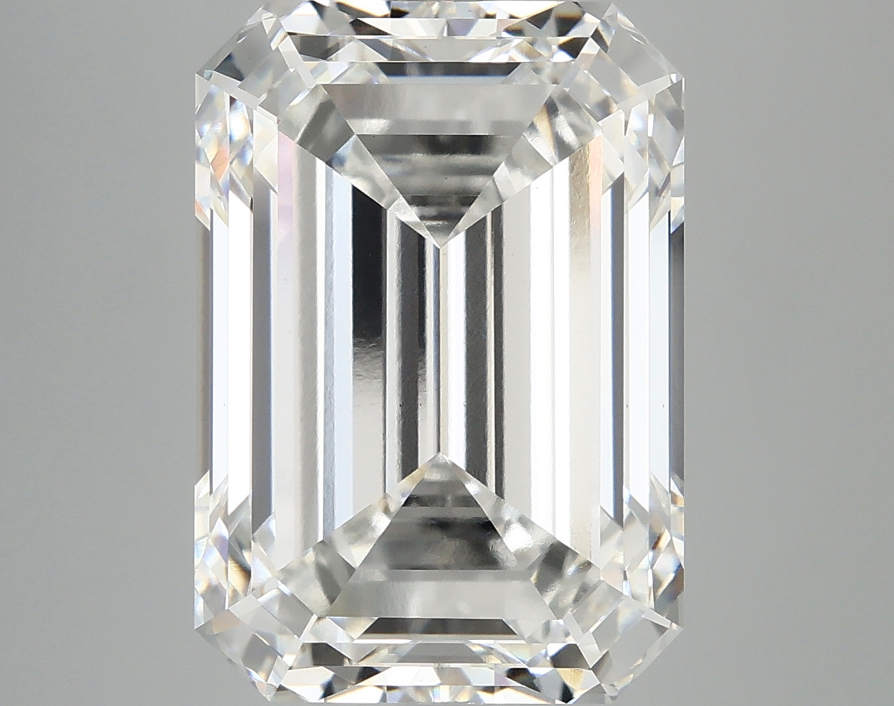 10.63 CT Emerald Diamond