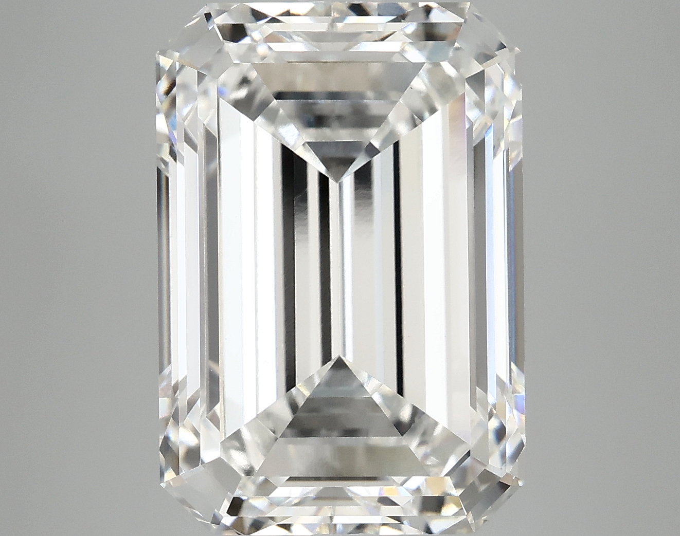 10.40 CT Emerald Diamond