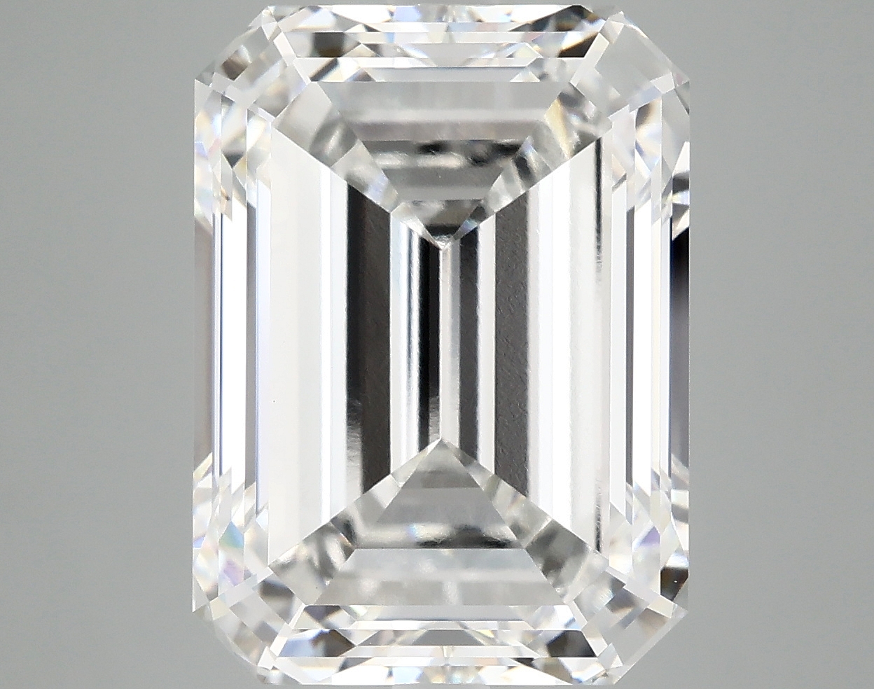 10.45 CT Emerald Diamond