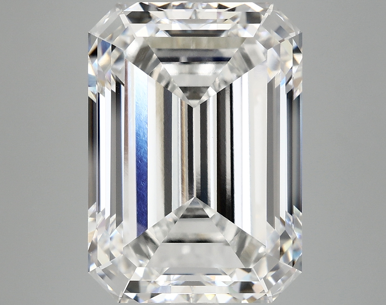 10.55 CT Emerald Diamond