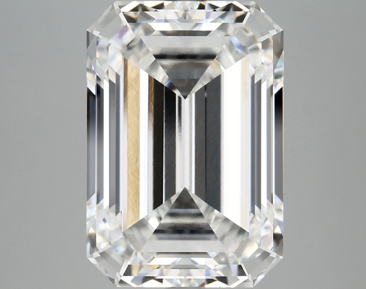 8.52 CT Emerald Diamond