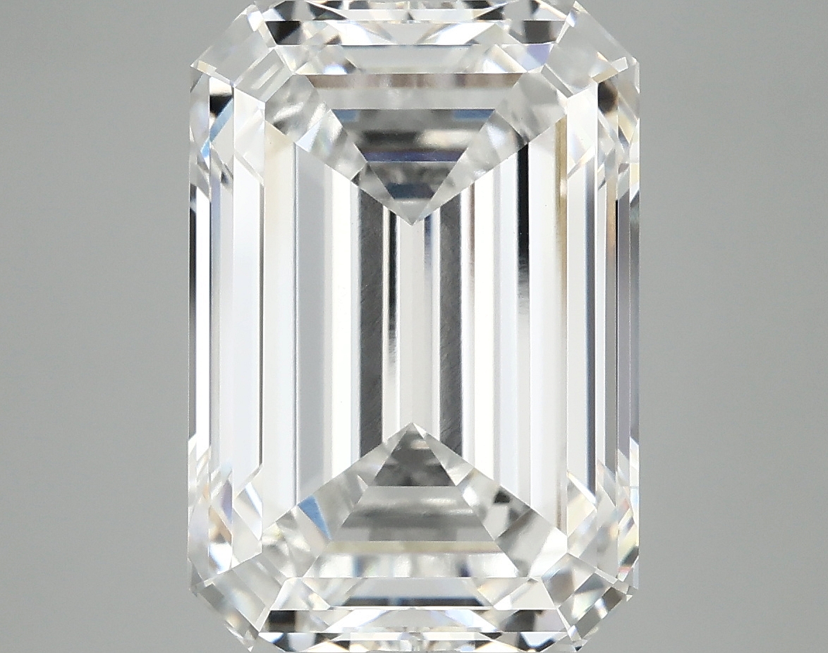 8.45 CT Emerald Diamond