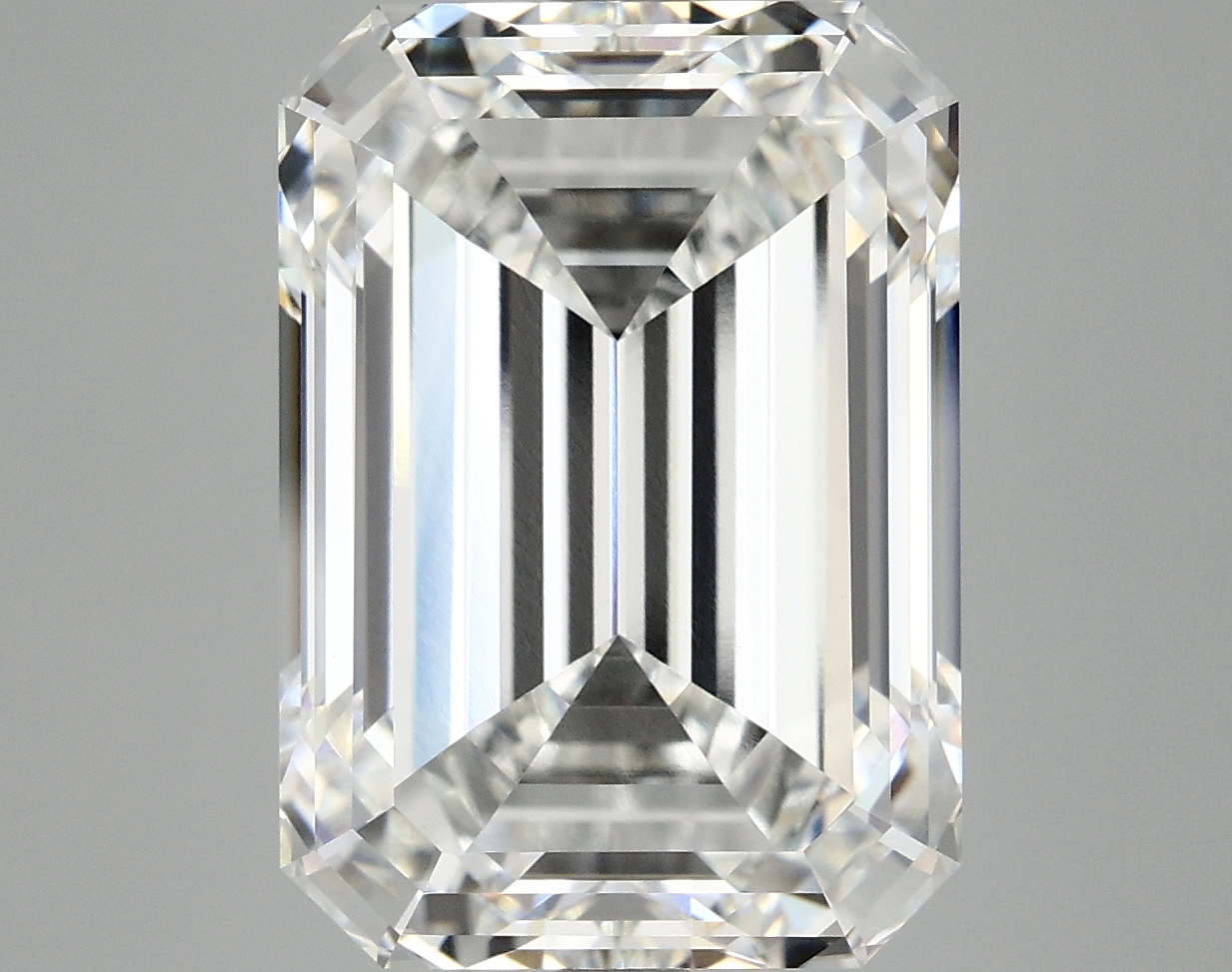 10.07 CT Emerald Diamond