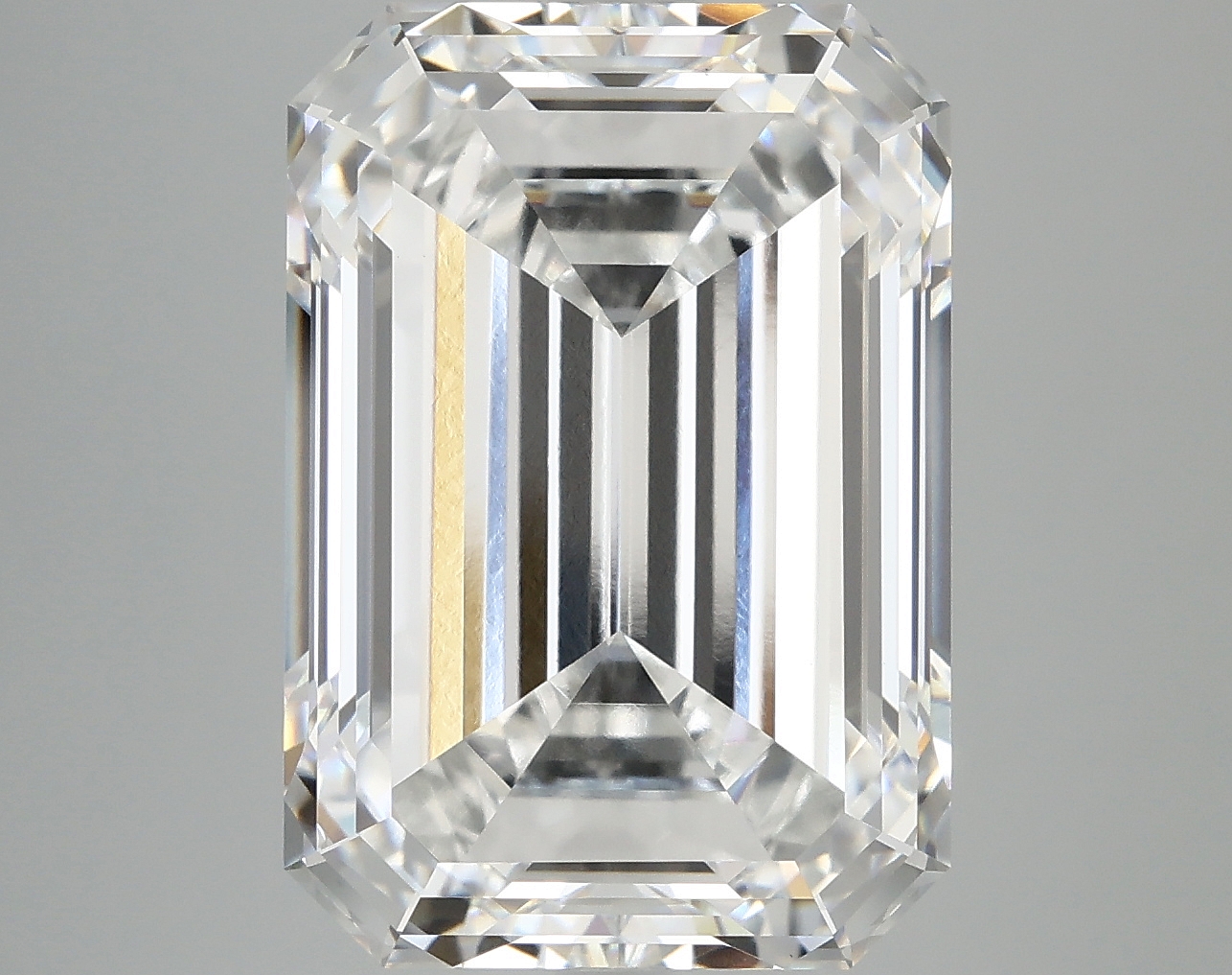 10.09 CT Emerald Diamond