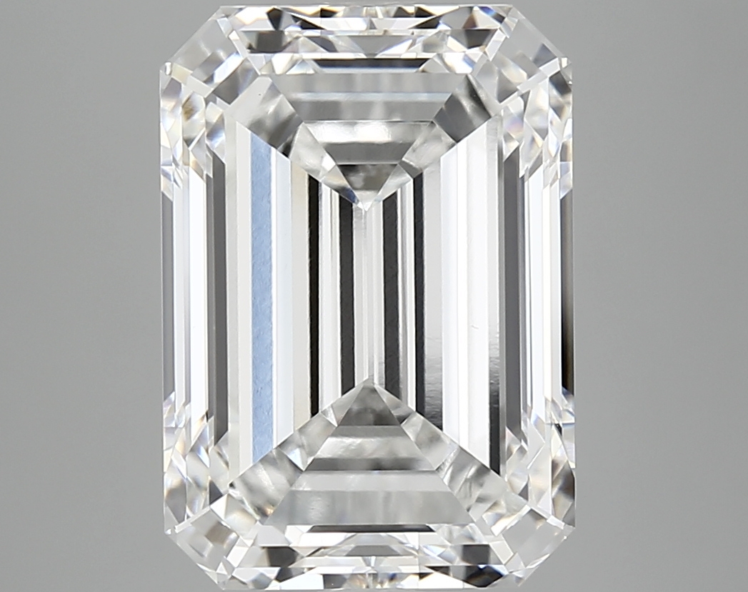 8.18 CT Emerald Diamond