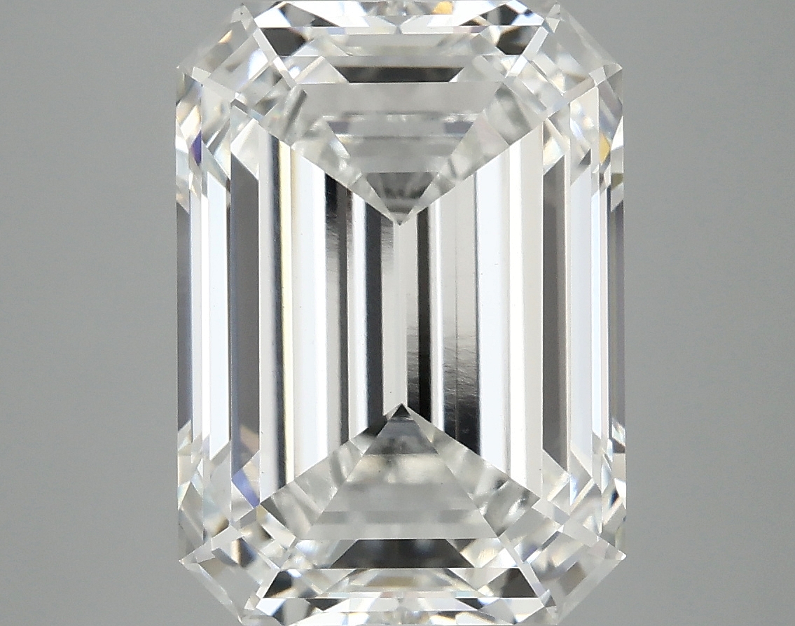 7.04 CT Emerald Diamond