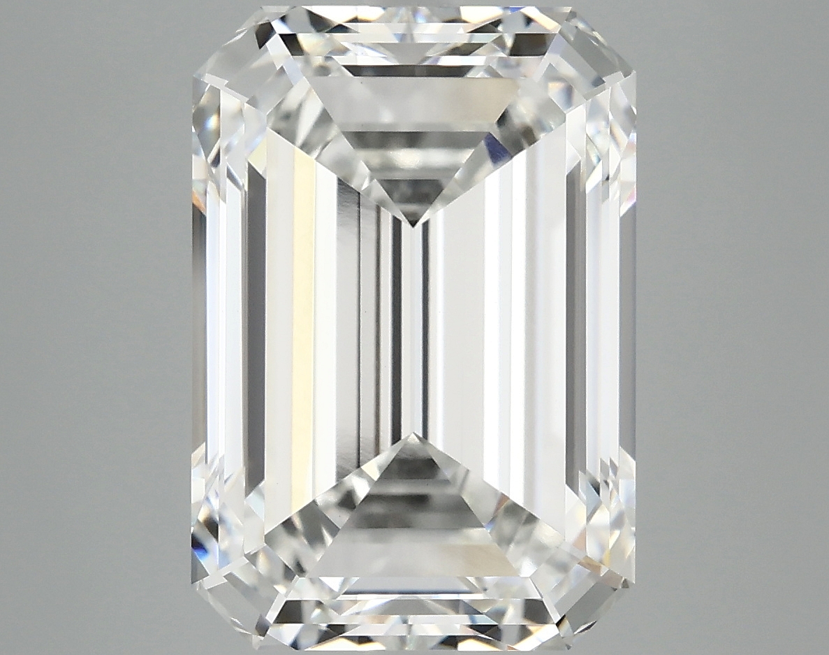 8.06 CT Emerald Diamond