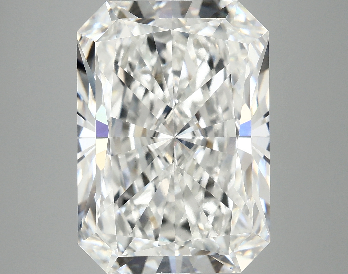 10.10 CT Radiant Diamond