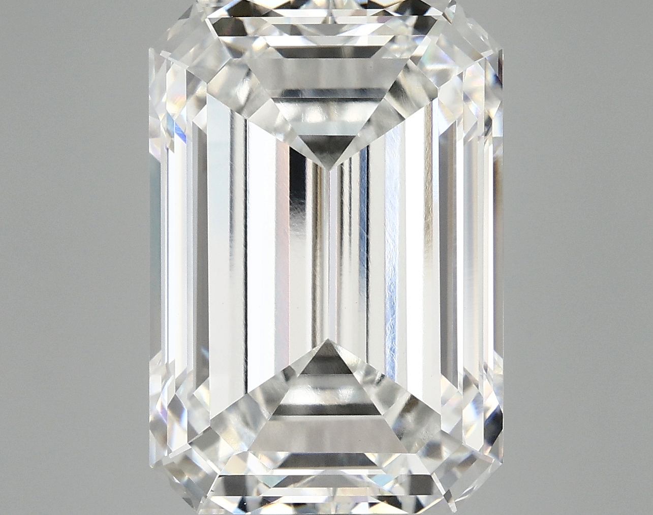 11.33 CT Emerald Diamond