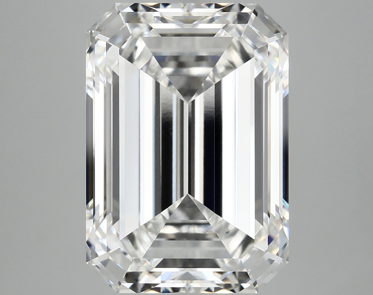 10.57 CT Emerald Diamond