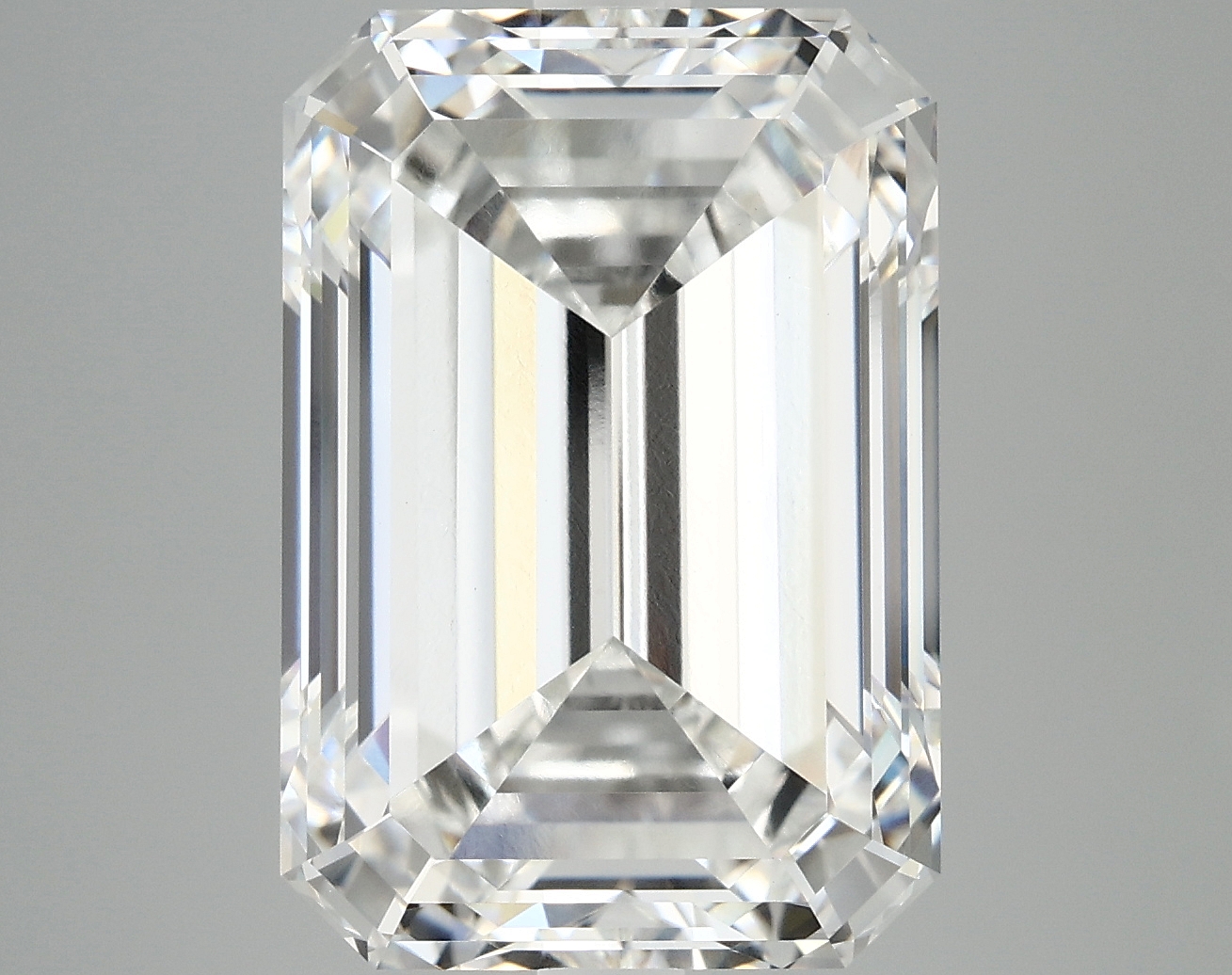 10.68 CT Emerald Diamond