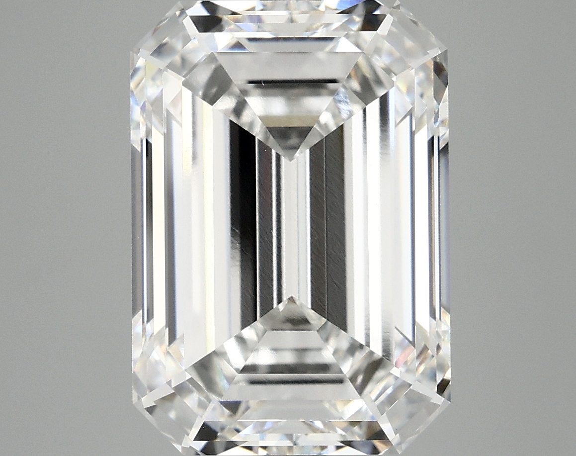 8.19 CT Emerald Diamond