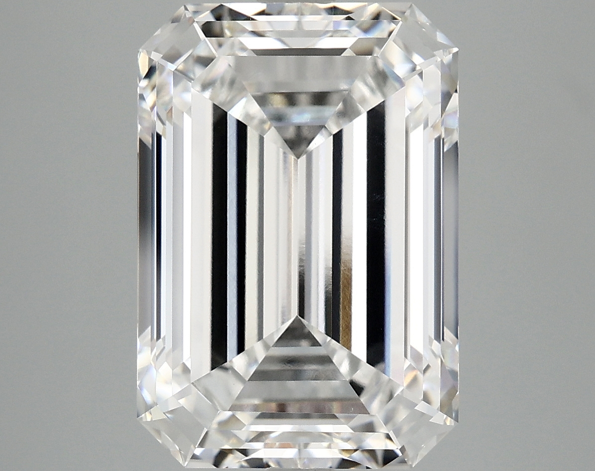 8.09 CT Emerald Diamond