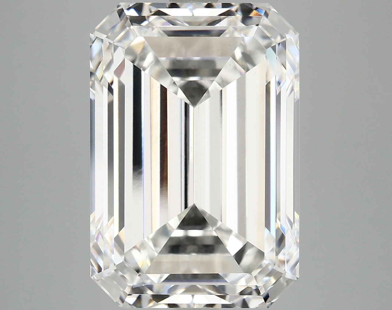 10.57 CT Emerald Diamond