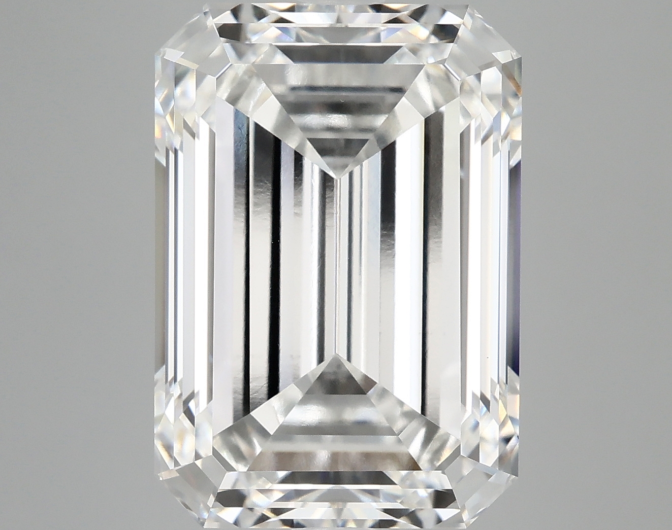 10.11 CT Emerald Diamond