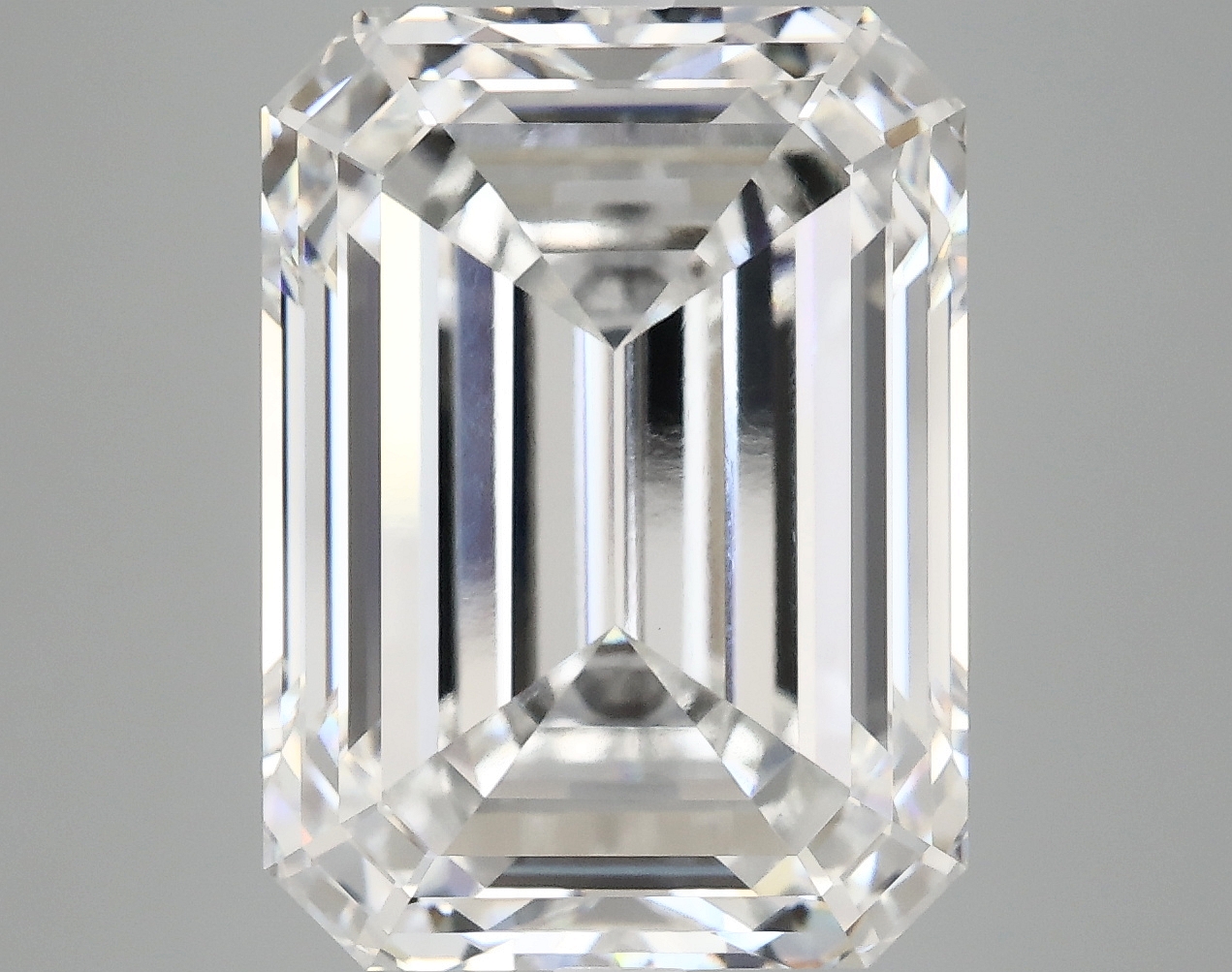 10.40 CT Emerald Diamond