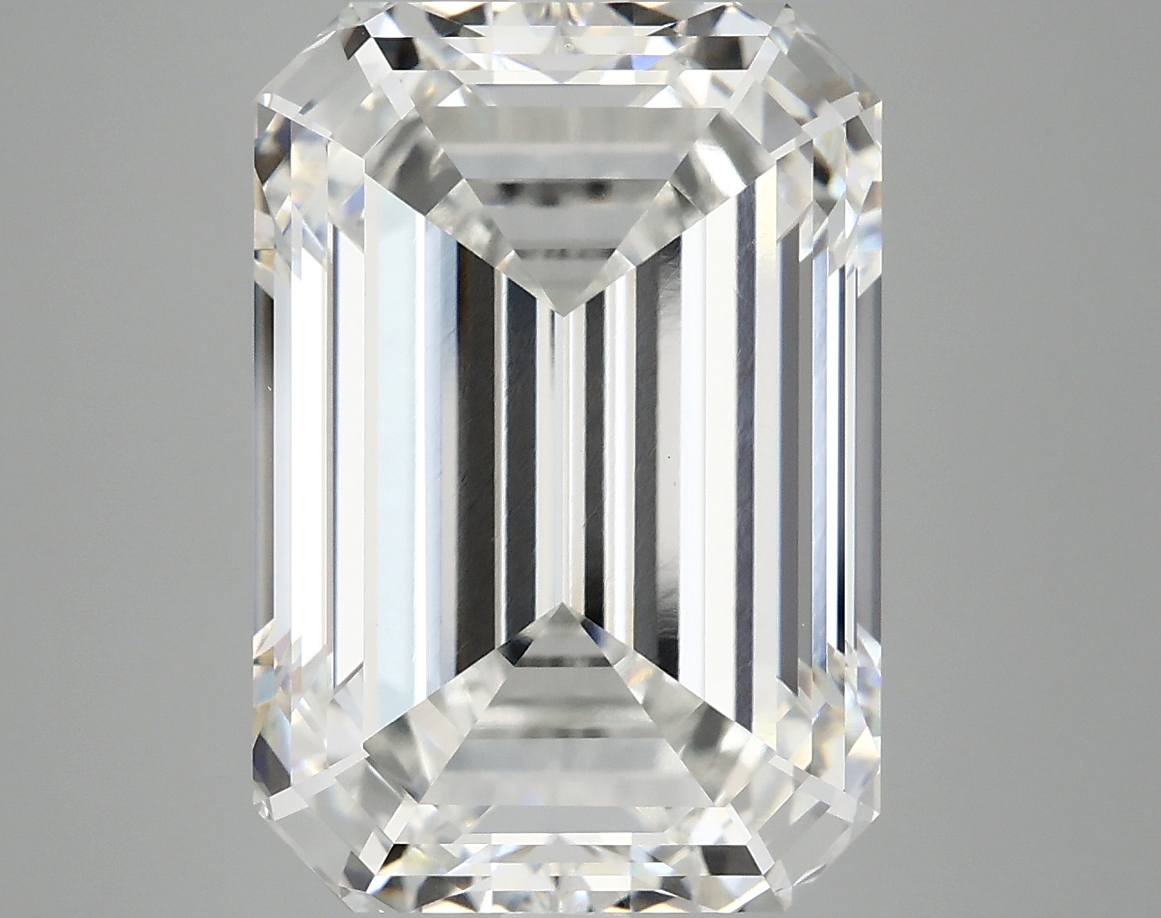 10.82 CT Emerald Diamond