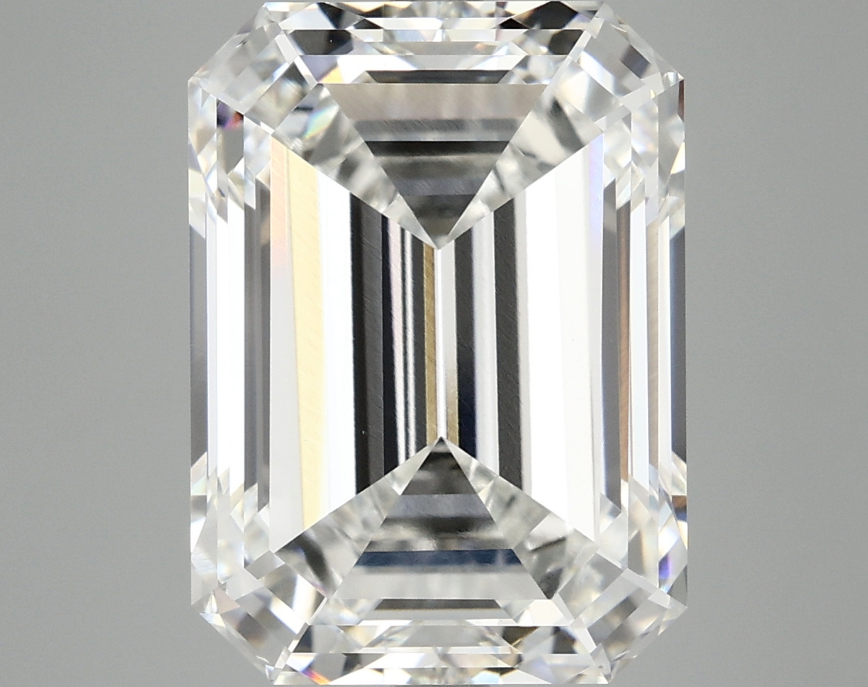 10.51 CT Emerald Diamond