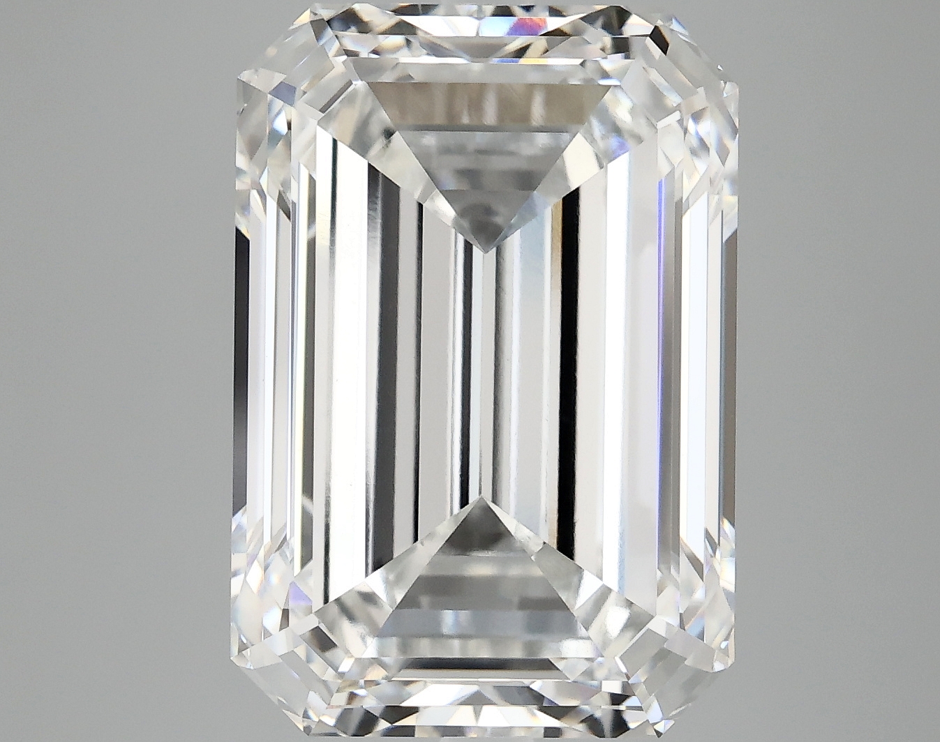 10.12 CT Emerald Diamond