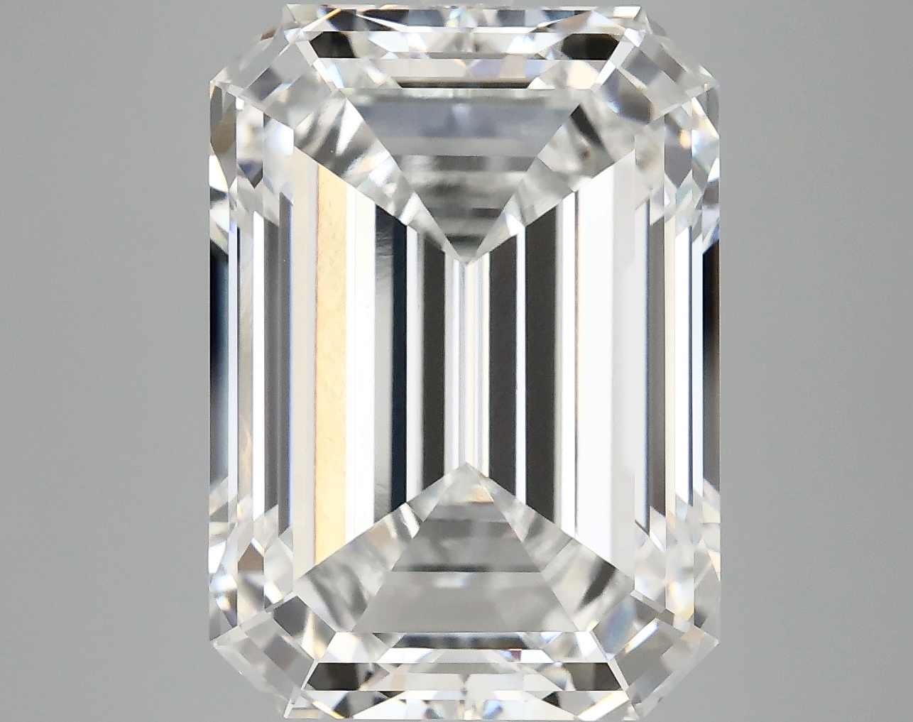 10.31 CT Emerald Diamond