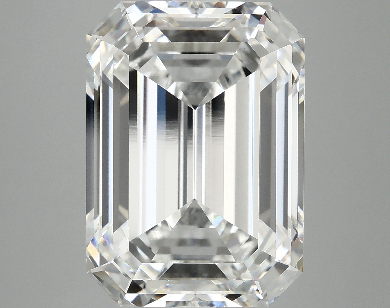 10.24 CT Emerald Diamond