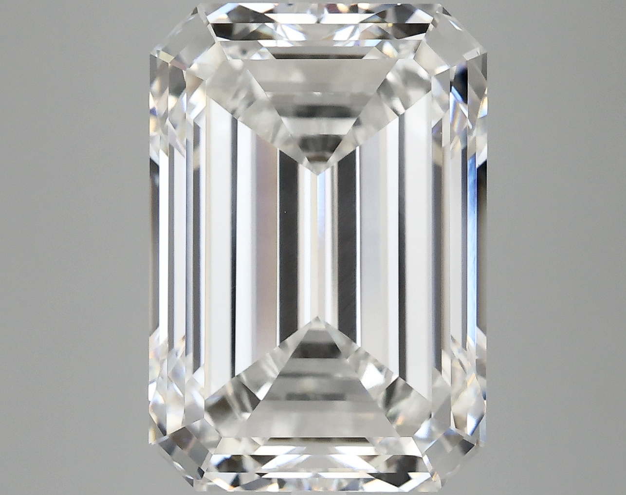 8.96 CT Emerald Diamond