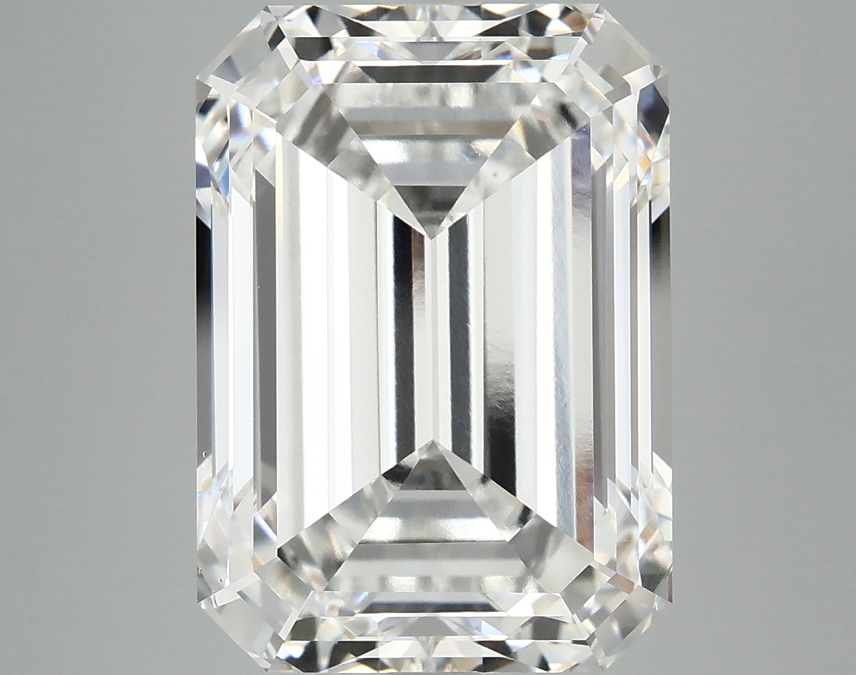 10.28 CT Emerald Diamond