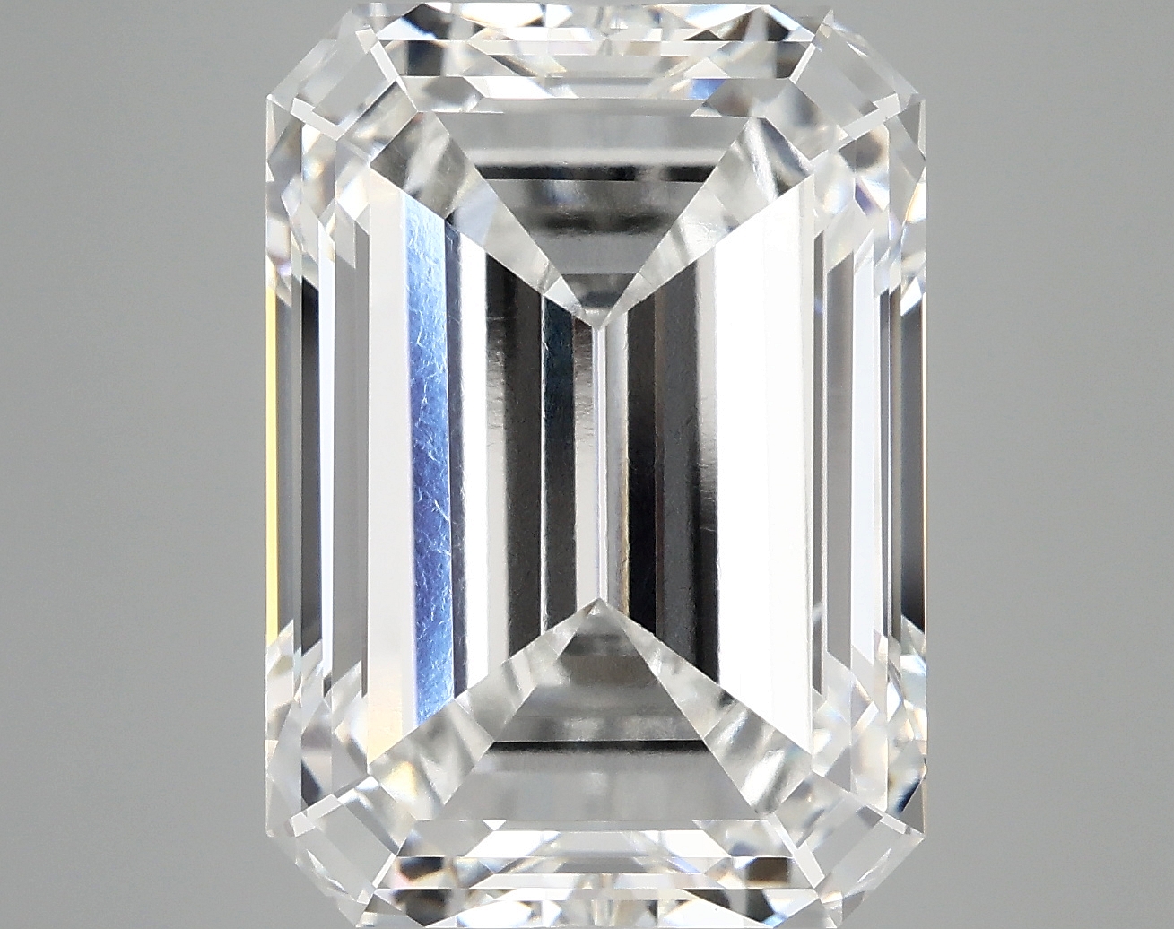 10.27 CT Emerald Diamond