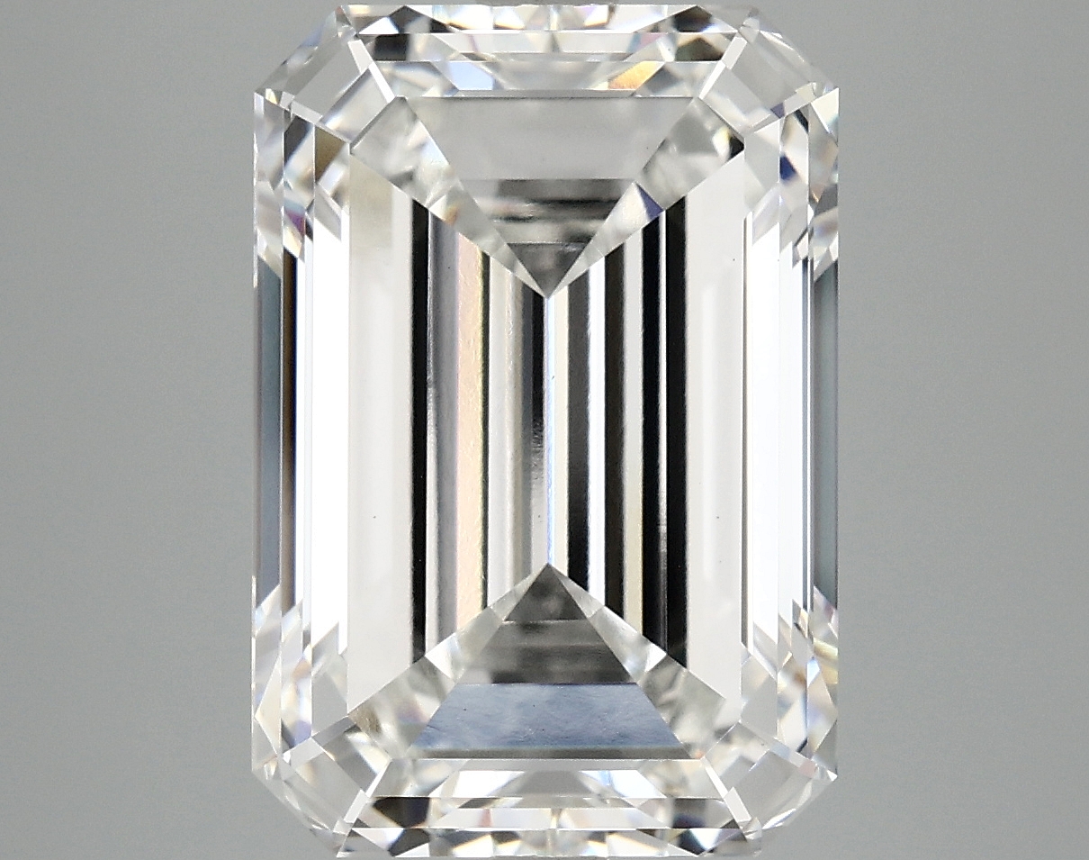 8.32 CT Emerald Diamond