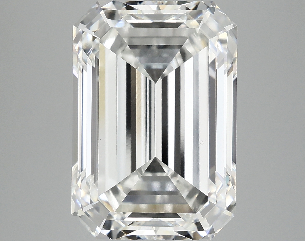 8.24 CT Emerald Diamond