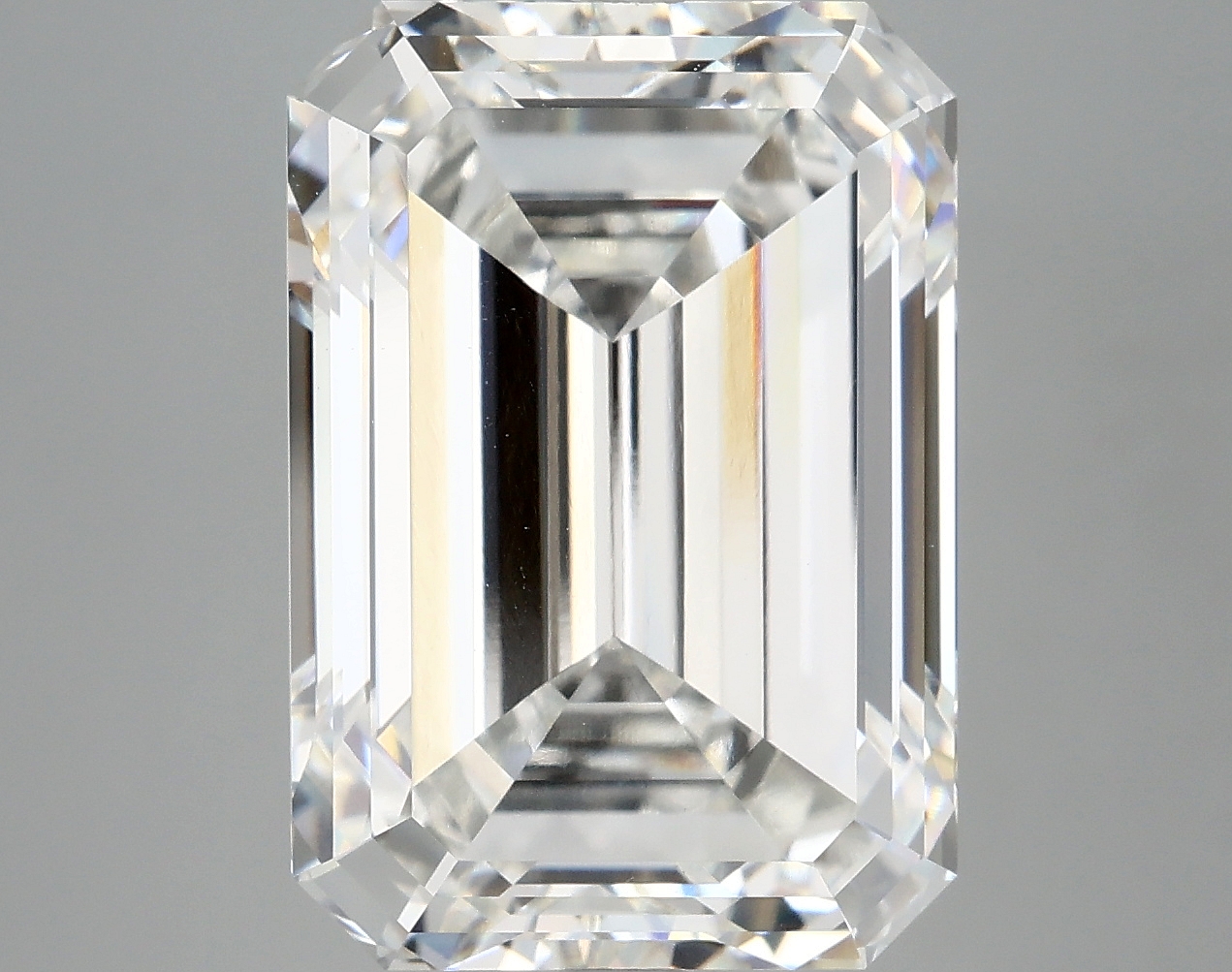 10.26 CT Emerald Diamond