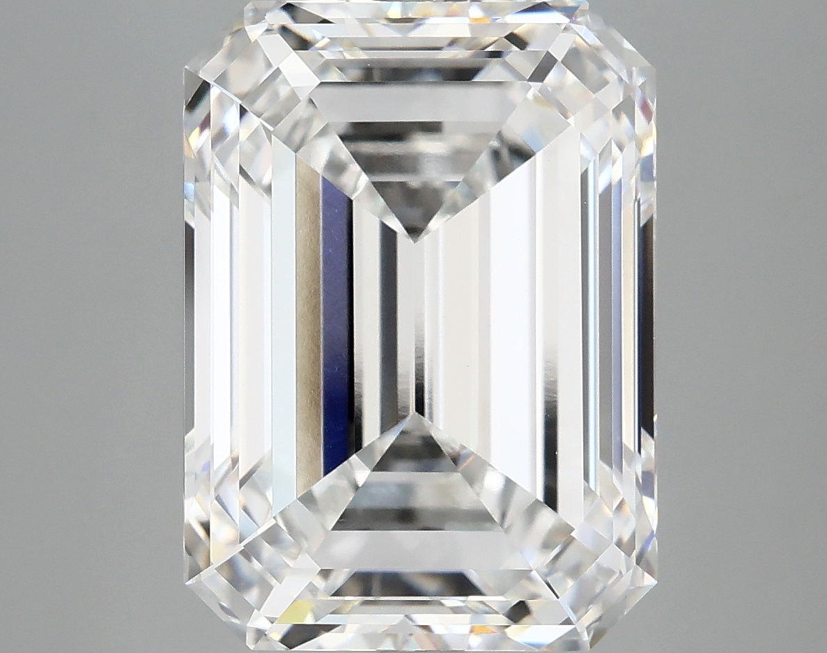 8.89 CT Emerald Diamond