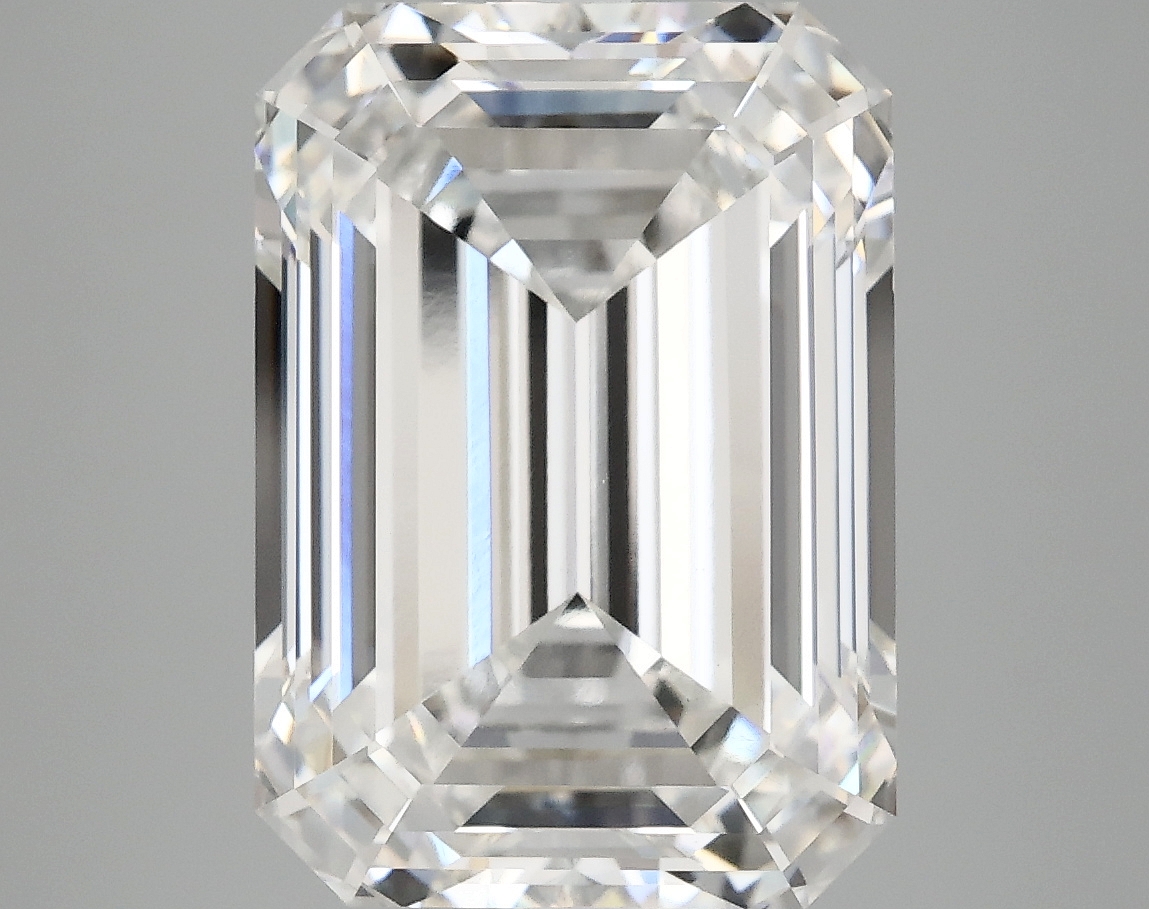 7.19 CT Emerald Diamond