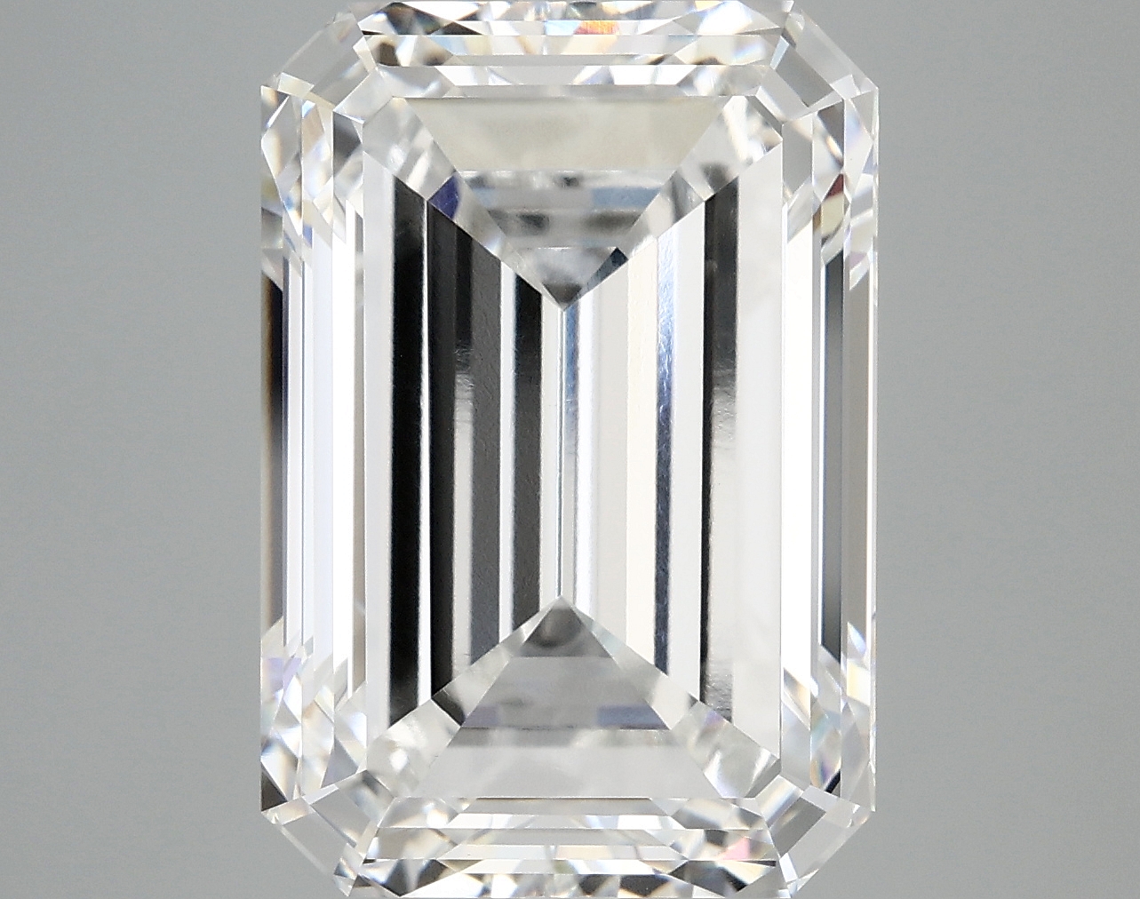 10.36 CT Emerald Diamond