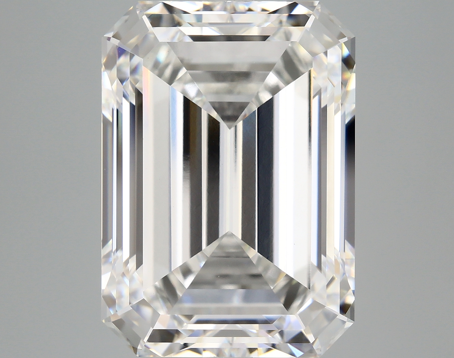 8.34 CT Emerald Diamond