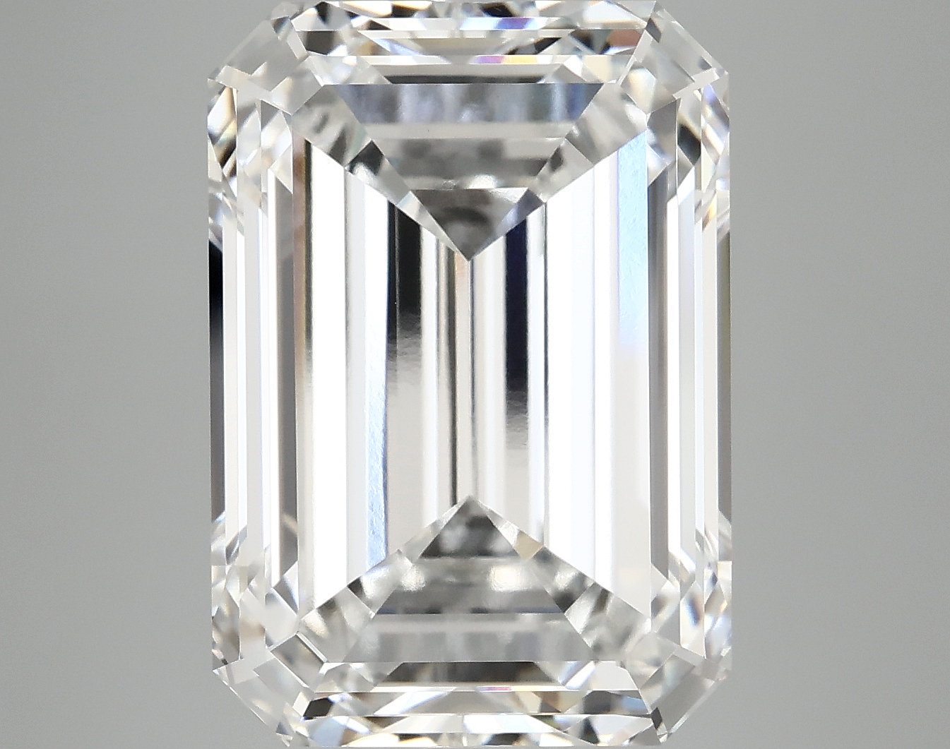 12.04 CT Emerald Diamond