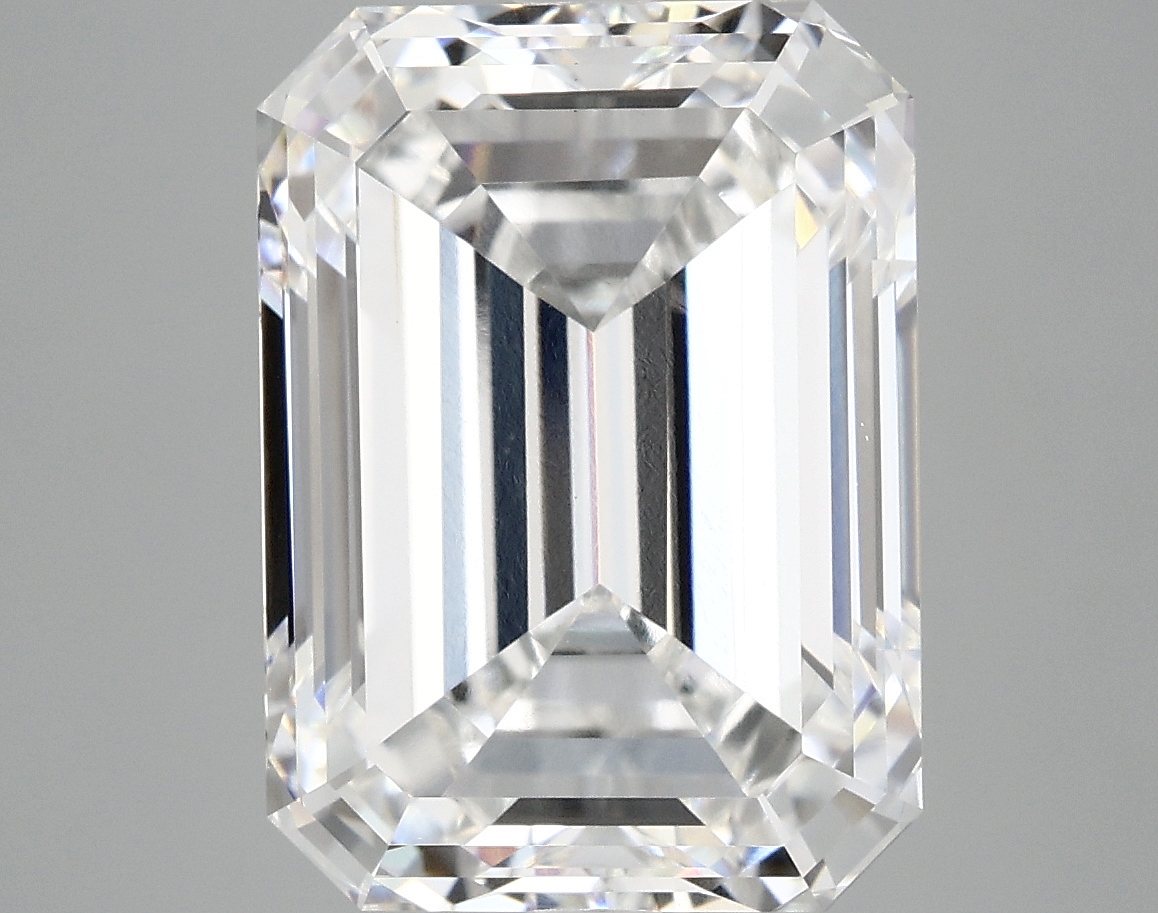 8.39 CT Emerald Diamond