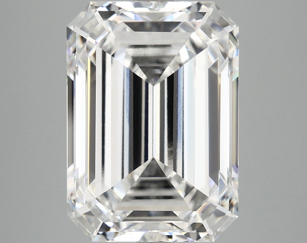 8.38 CT Emerald Diamond
