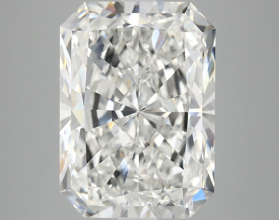 6.10 CT Radiant Diamond